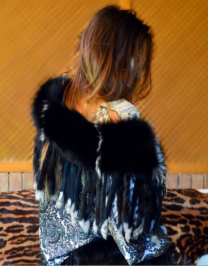 Fur Collar with Fringe in Black - SWANK - Outerwear - 2