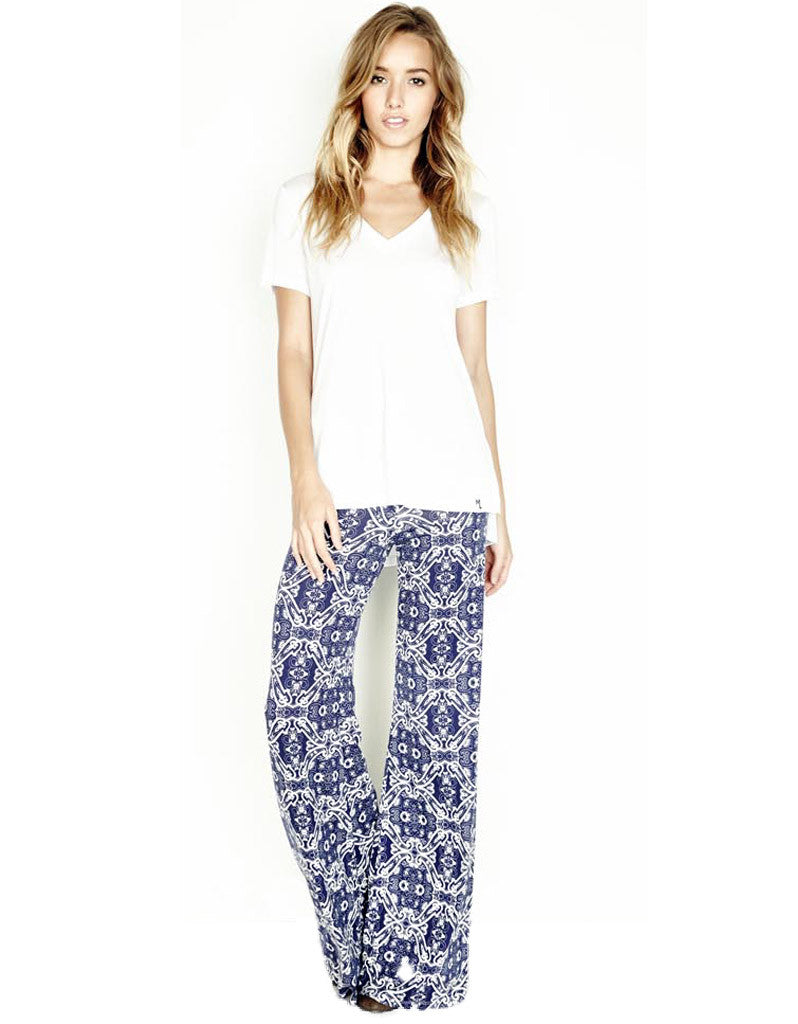 Micheal Lauren Tennessee S/S V-Neck Tee - SWANK - Tops