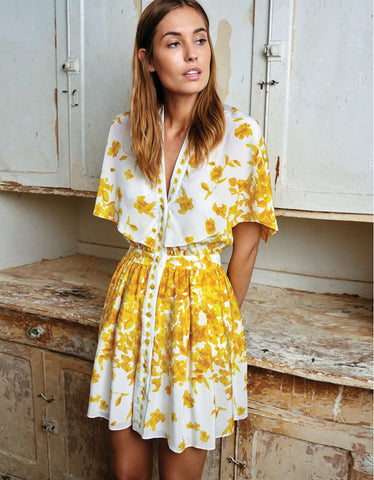 Alexis Etta Short Dress w/Adjustable Cape in Yellow Floral