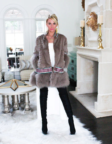 Fur Collar w/Tassels in Silver Fox