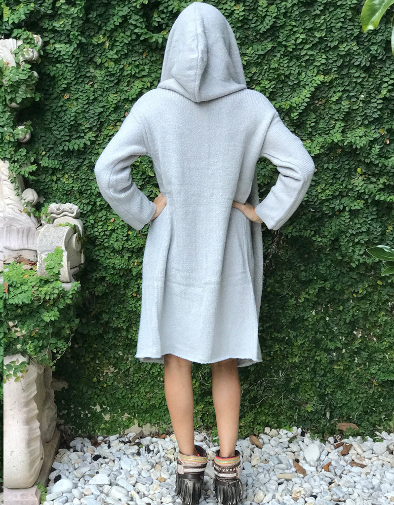 Socialite Oversized Two-Pocket Hooded Cardigan in Heather Grey