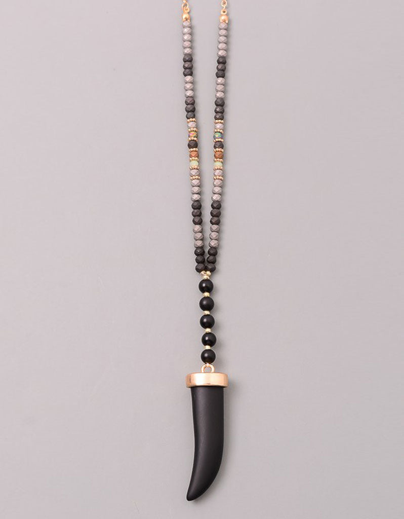 Gwyneth Beaded Horn Necklace in Black