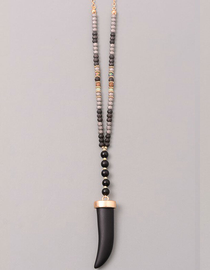 Gwyneth Beaded Horn Necklace in Black